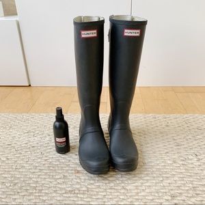 Hunter Boots w/ Adjustable Backs